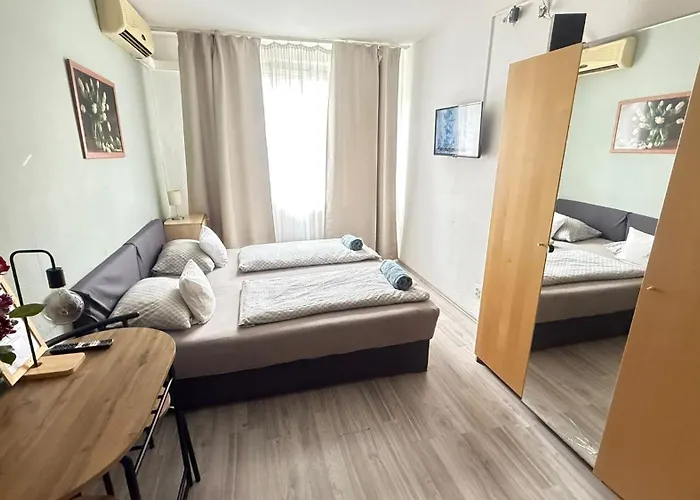 Hermina Apartmanok Westend