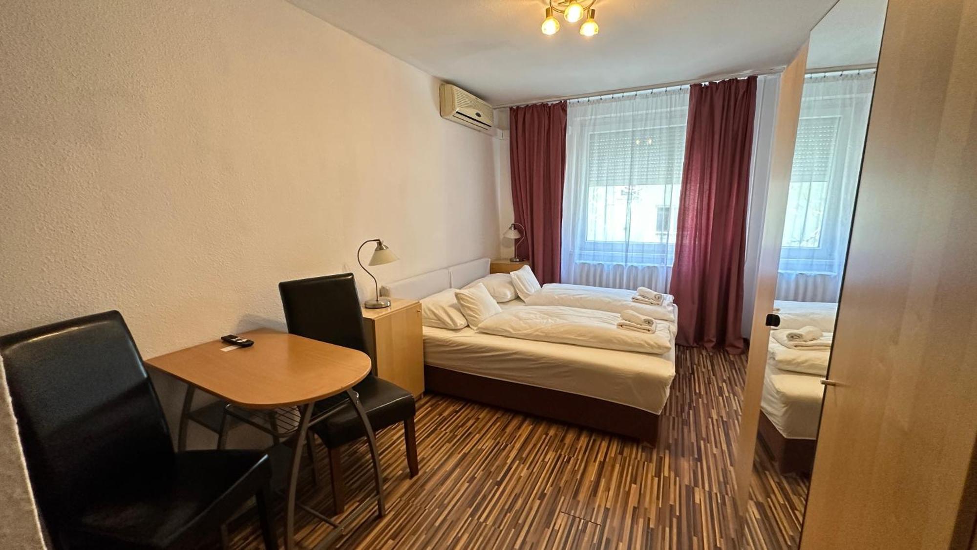 Hermina Westend Apartment *
